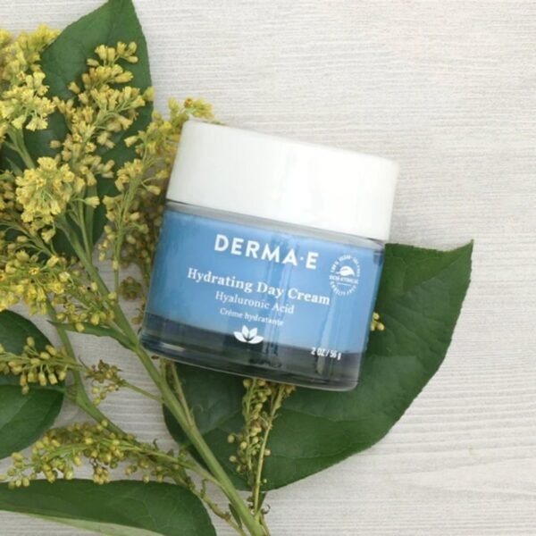 Hydrating Day Cream - Image 4